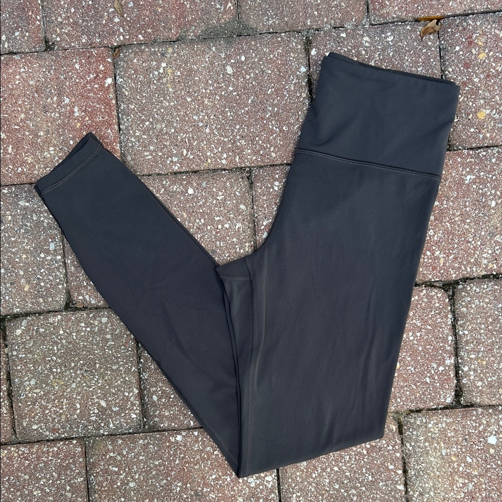 Worn once - ATHLETA Elation Ultra High Rise Legging in Gray - Picture 5 of 11